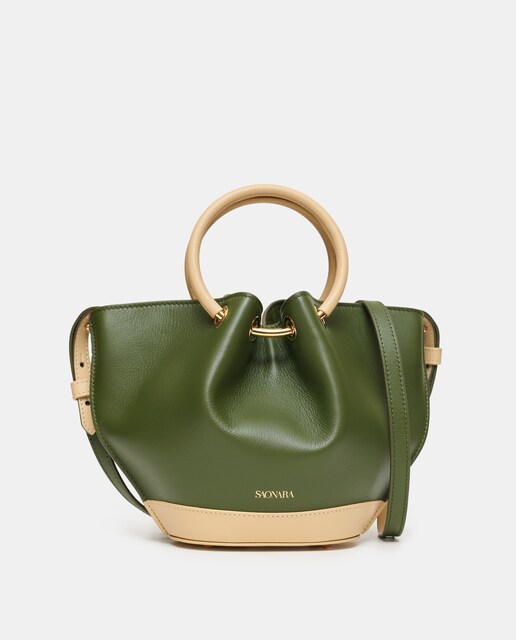 Imagem 0 de Mala Pequena em Pele com Alça de Tiracolo