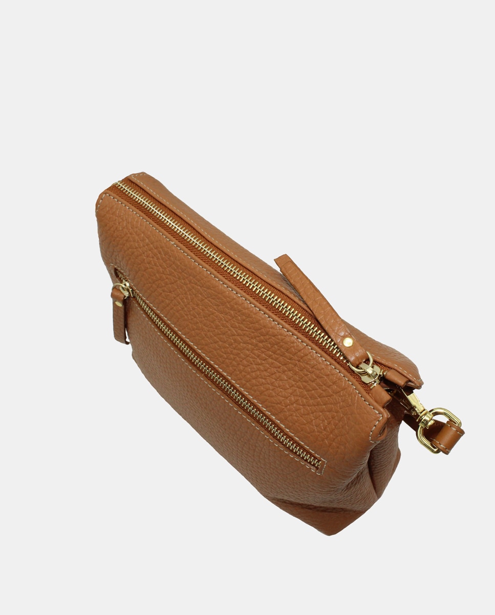 Mala Crossbody Emotion com Fecho de Correr e em Pele Camel-3