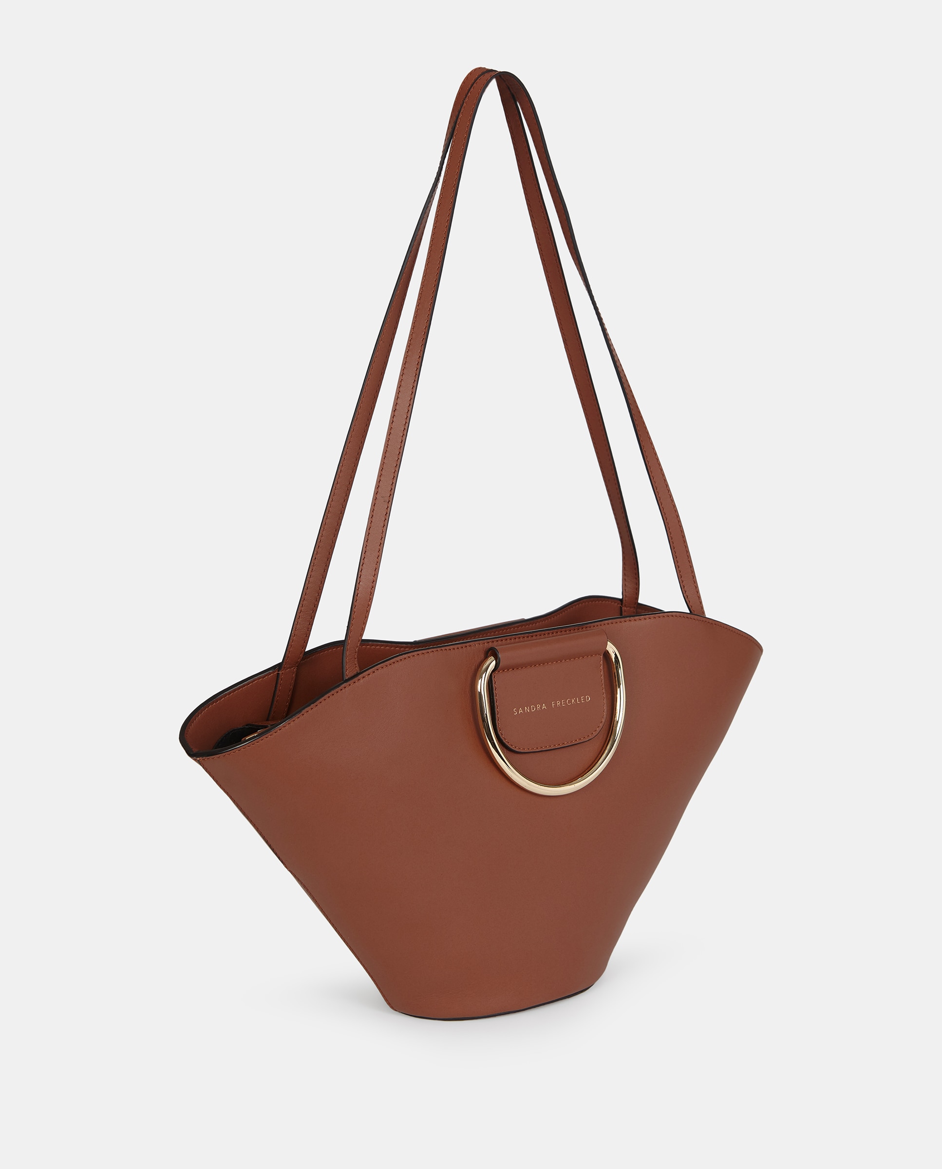 Mala Crossbody com Alças de Mão Metálicas em Pele Camel-2