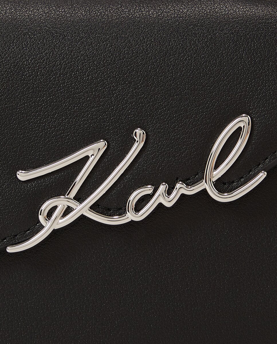 Mala a Tiracolo Pequena em Pele com Aba Preto-5