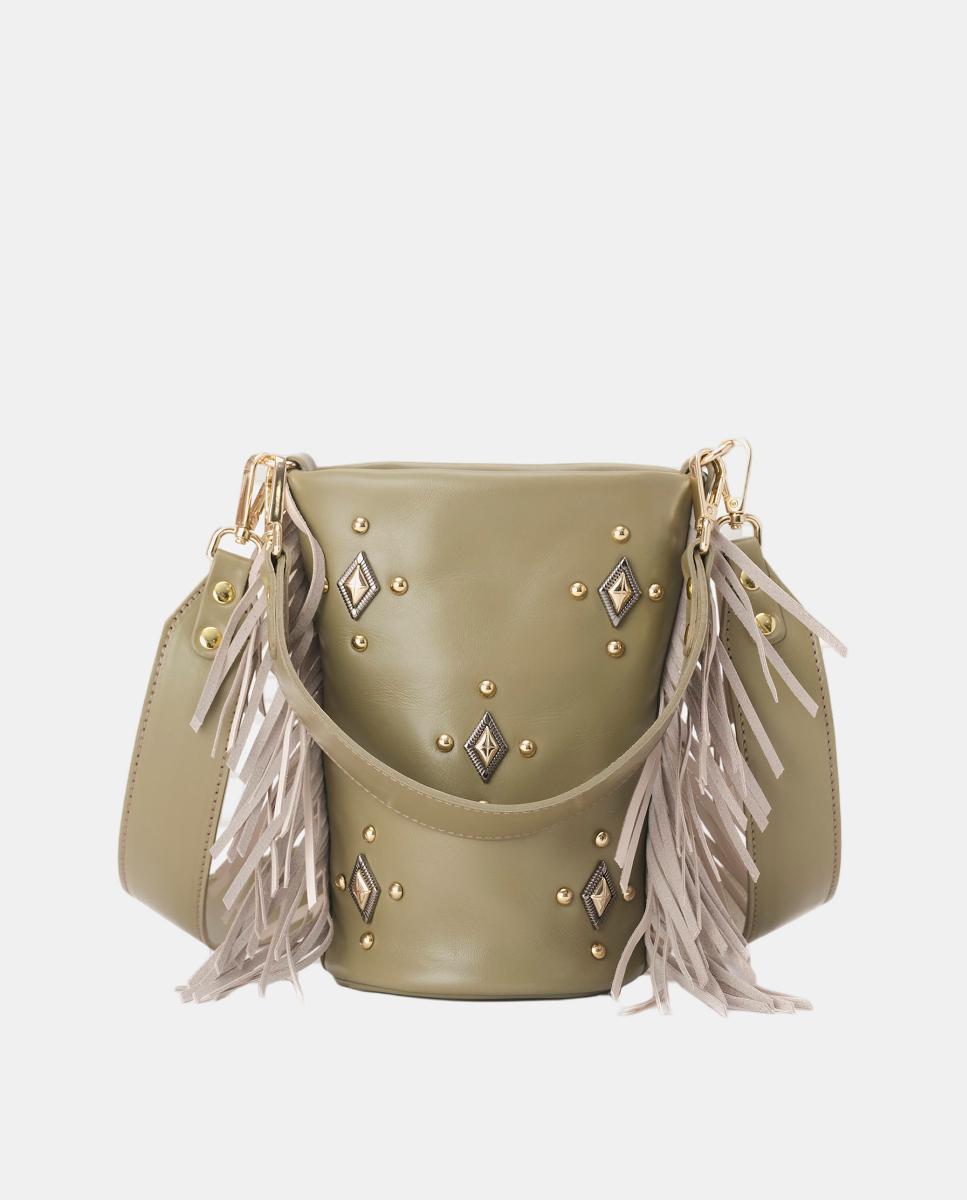 Imagem 0 de Mala Pequena em Pele com Alça Dupla, Franjas Laterais e Tachas Decorativas à Frente