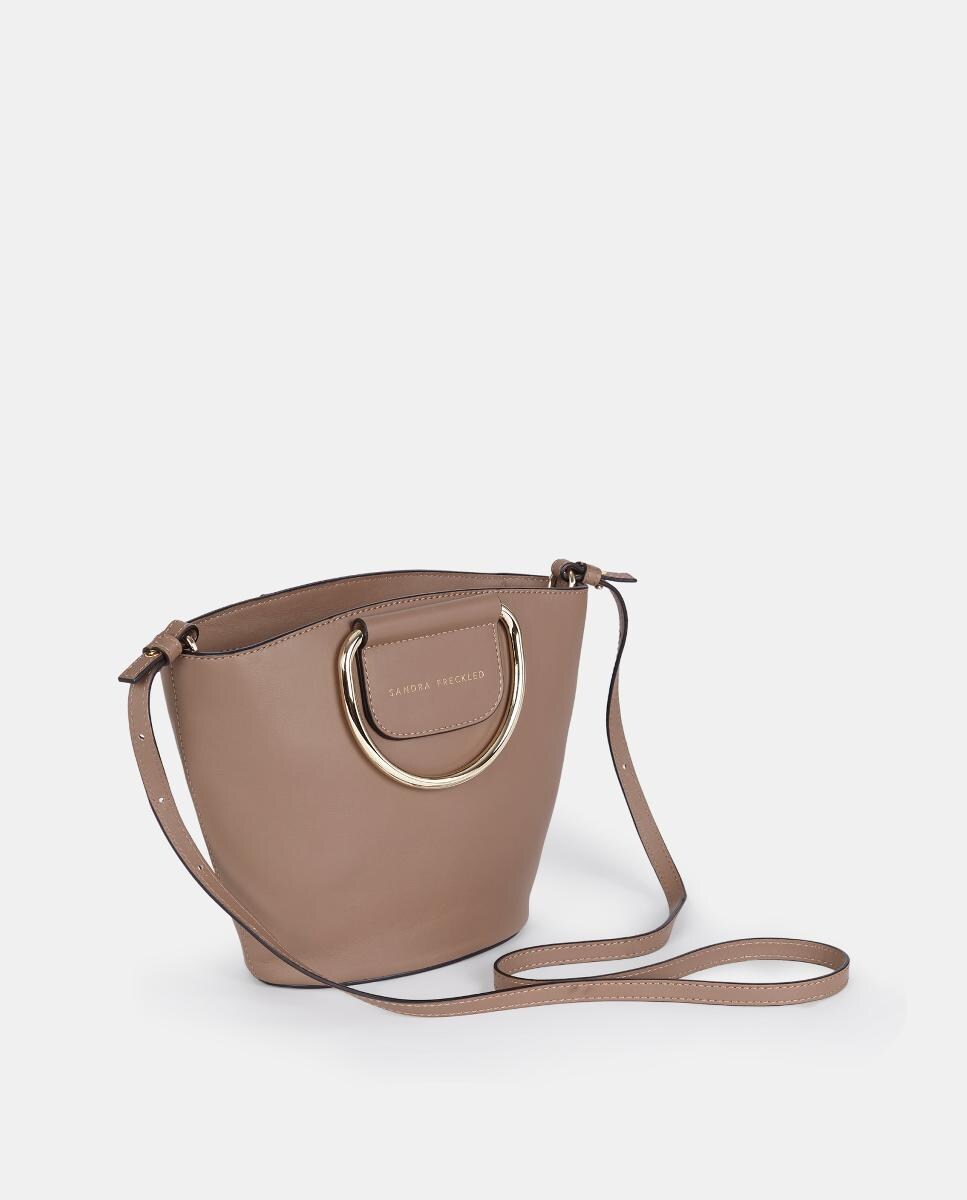 Mala Crossbody em Pele Lisa com Alças Metálicas Taupe-2