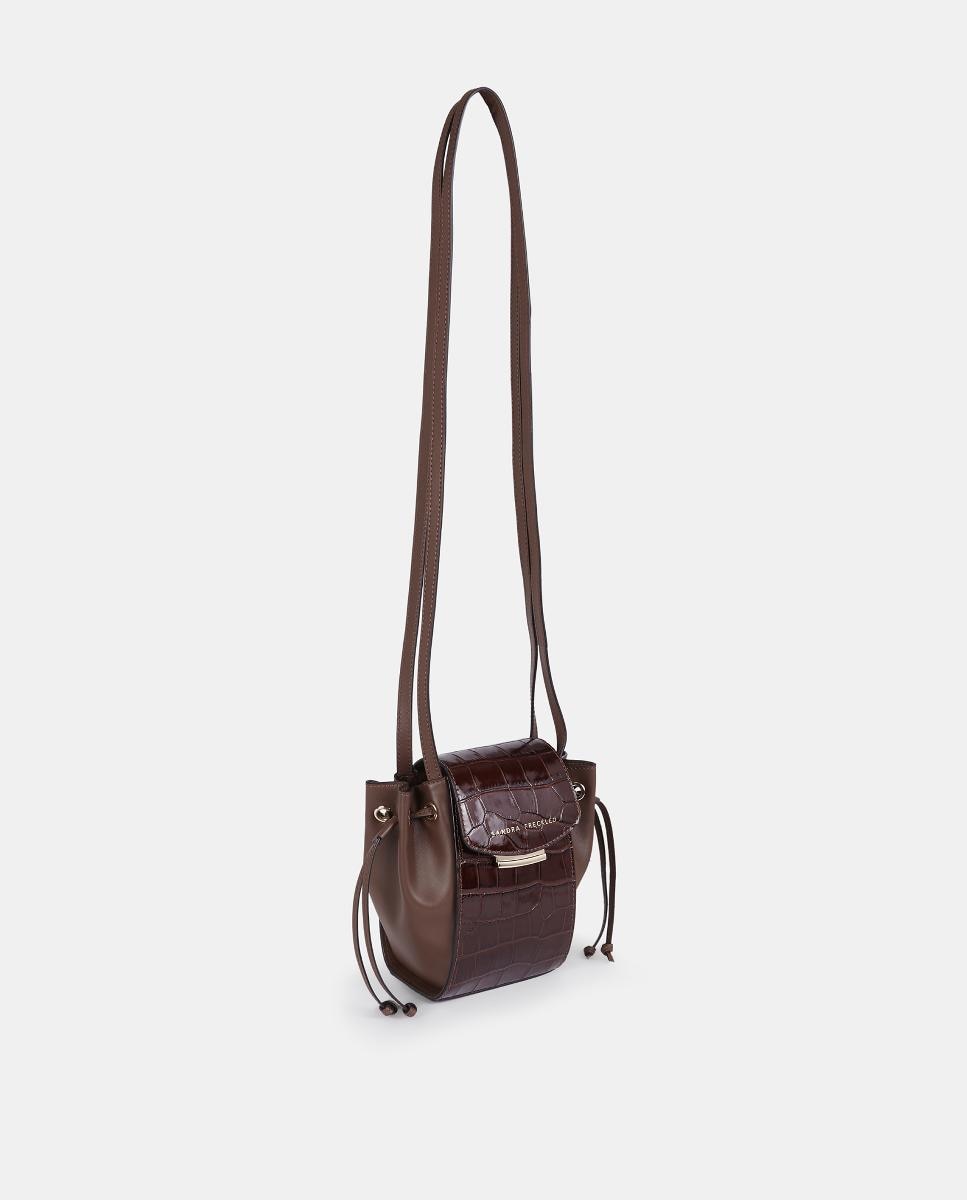 Mala Crossbody Pequena em Pele Gravada com Aba e Alças Compridas Castanho-escuro-2