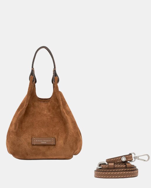 Imagem 0 de Mala de Mão Pequena de Camurça com Correia em Pele.