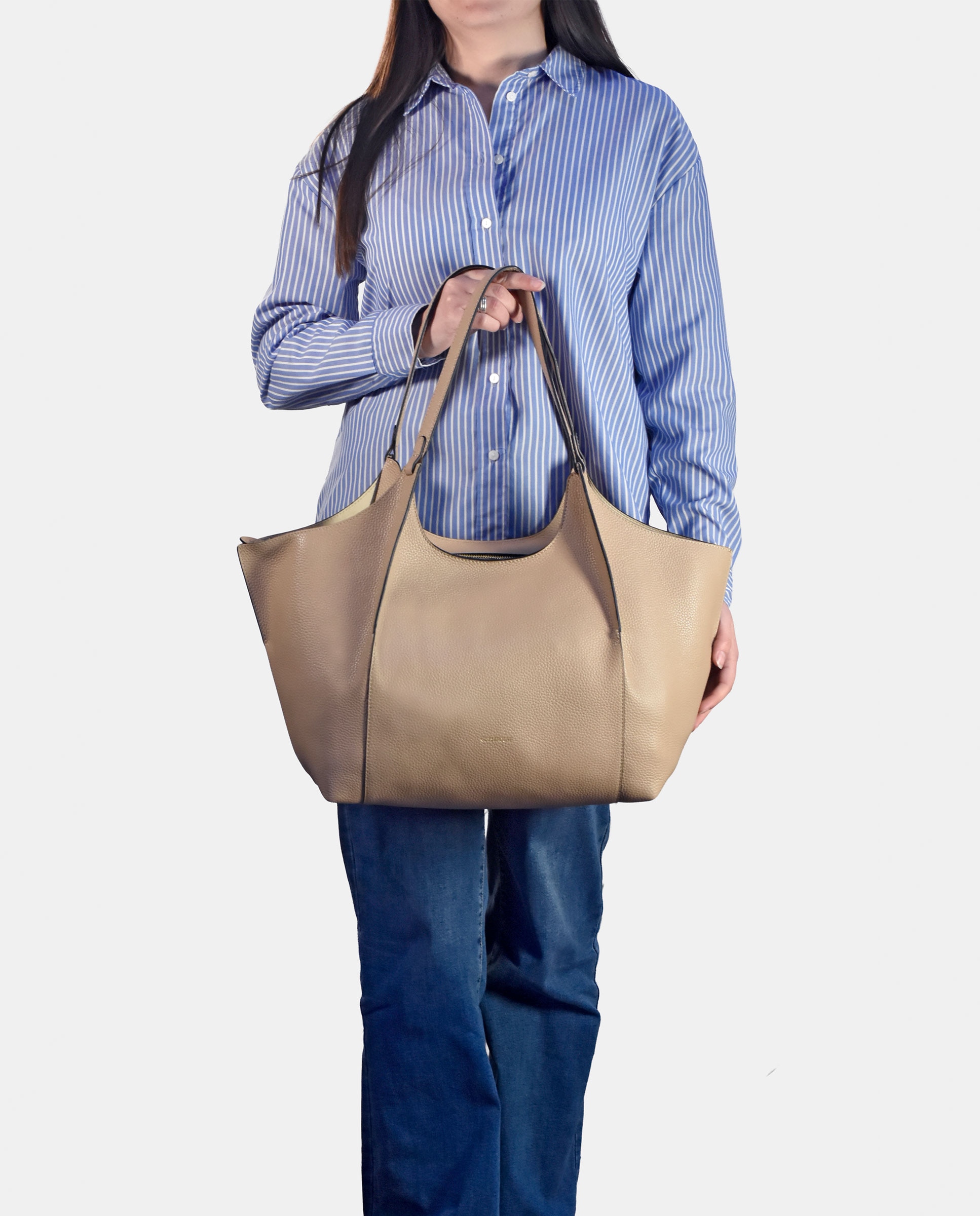 Mala Tipo Tote Grande em Pele com Pouch Interior Creme-5