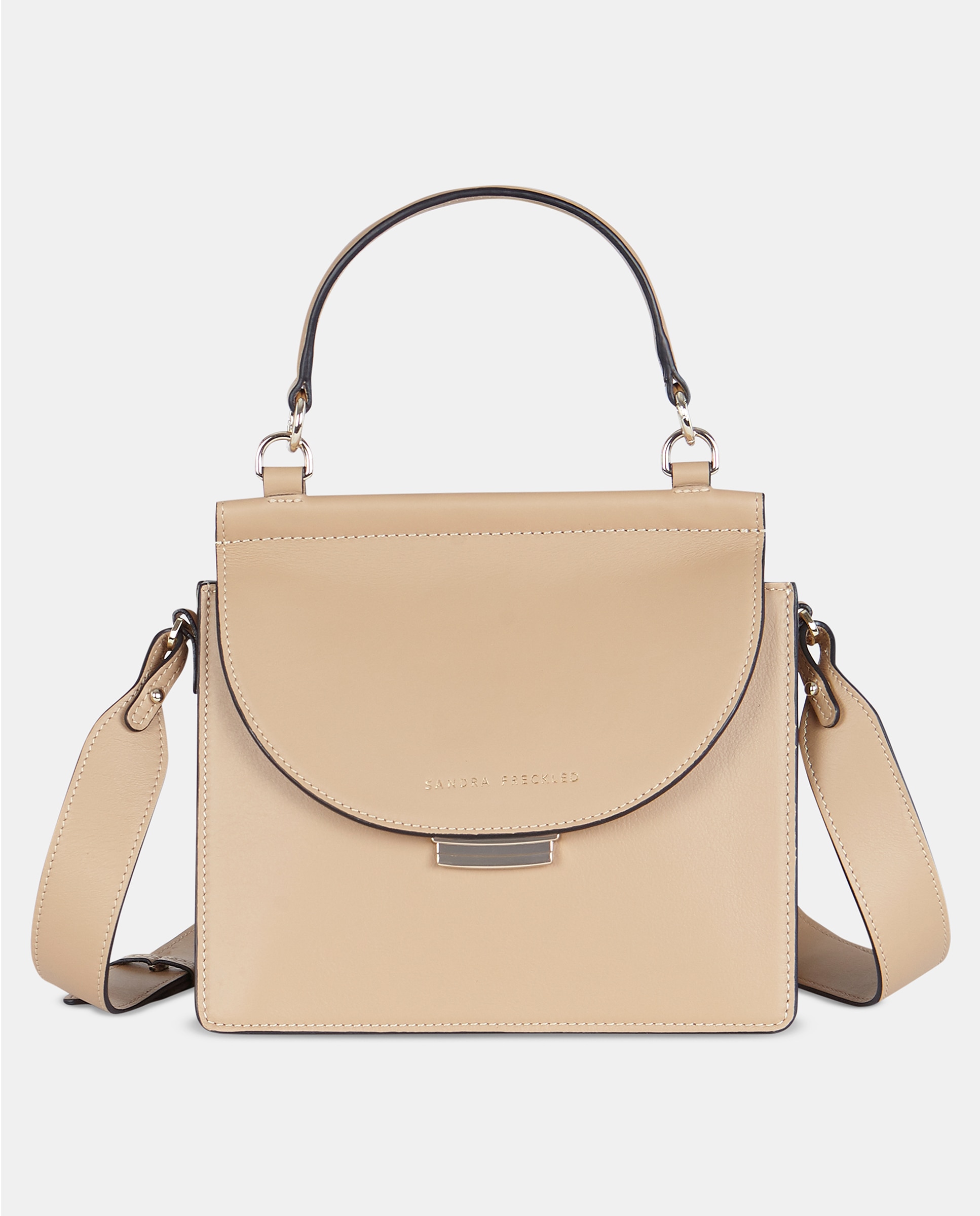 Imagem 0 de Mala de Mão em Pele Lisa com Aba e Alça de Tiracolo