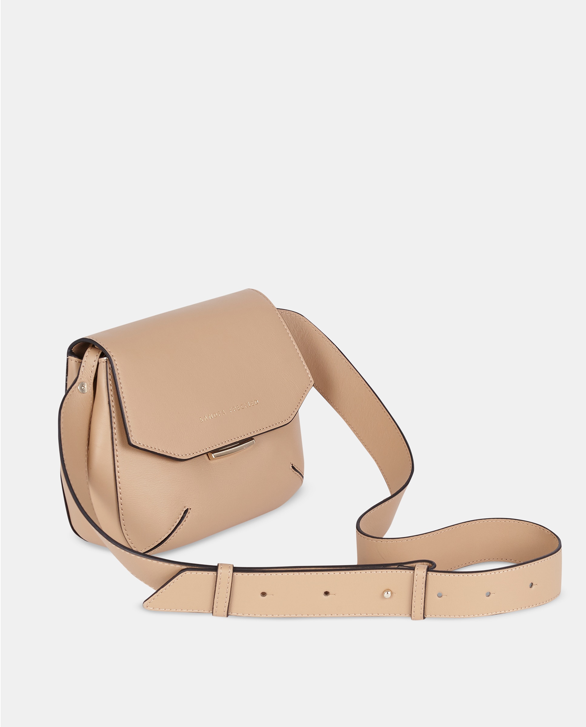 Mala a Tiracolo Pequena em Pele Lisa com Aba Natural-2