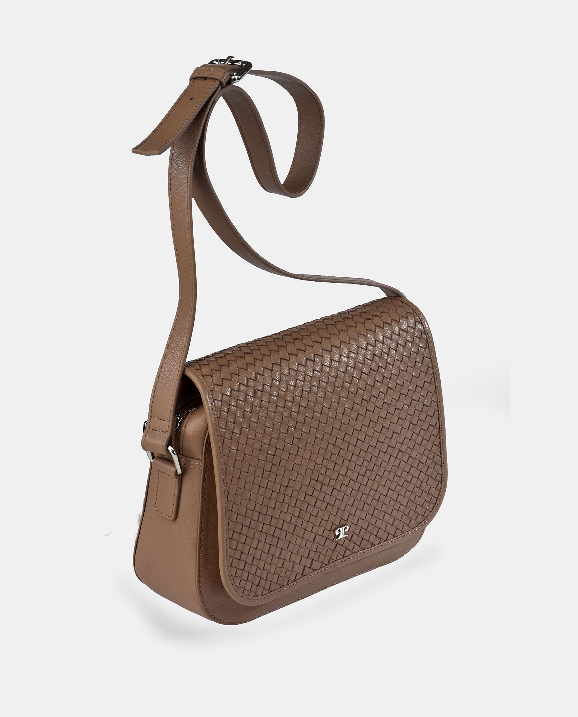 Mala Crossbody em Pele Entrançada com Aba Castanho-2
