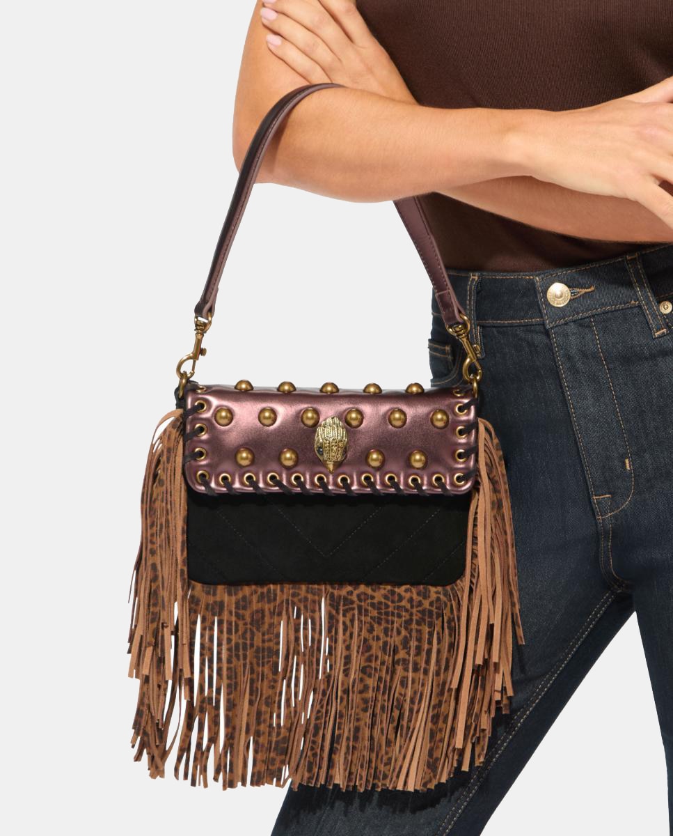 Imagen 3 de Bolso en piel con solapa decorada con tachuelas doradas y flecos en los laterales - Kurt Geiger - Marrón Marrón