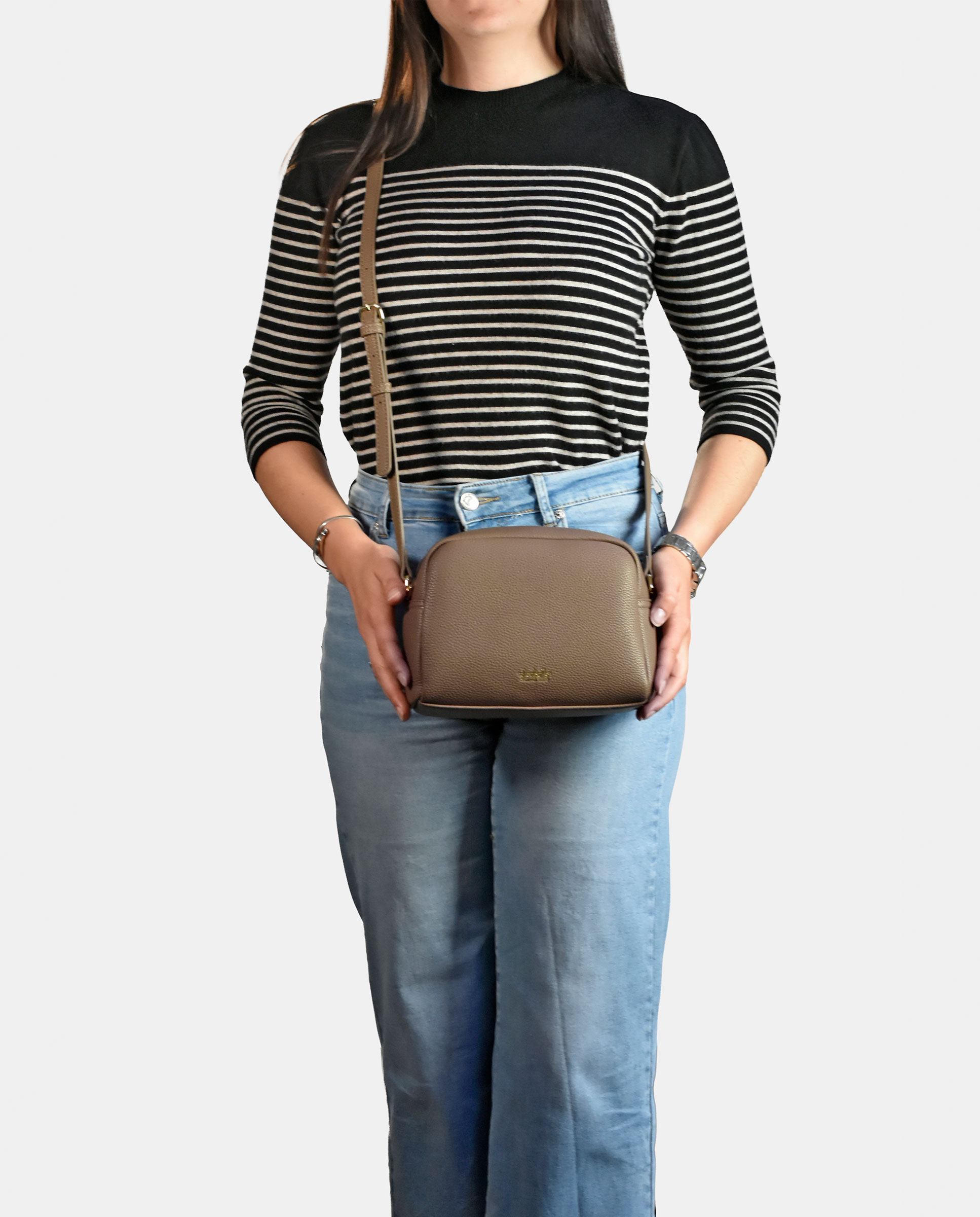 Mala Crossbody em Pele Sintética Taupe-4