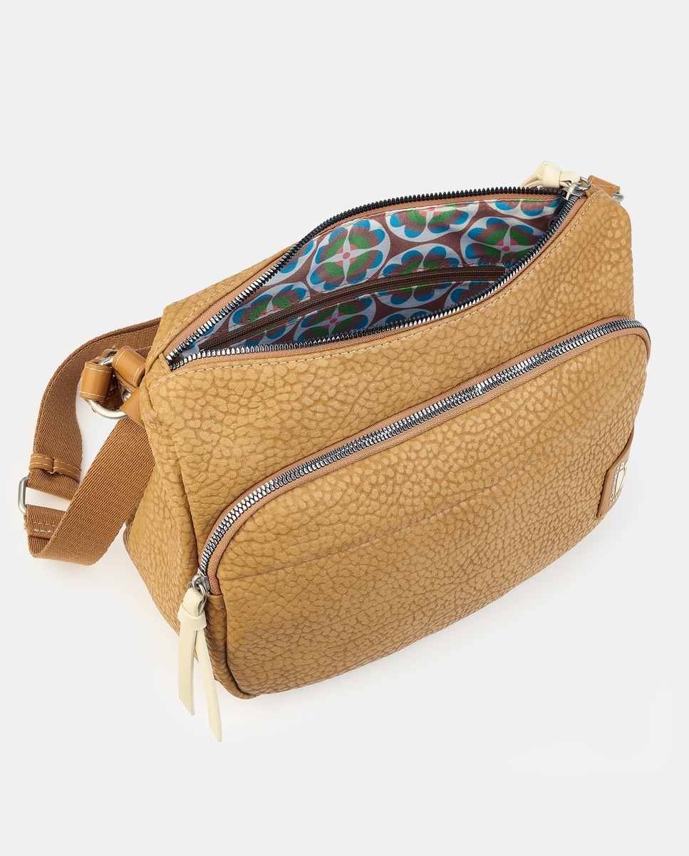 Mala Hobo com Fecho de Correr Camel-3
