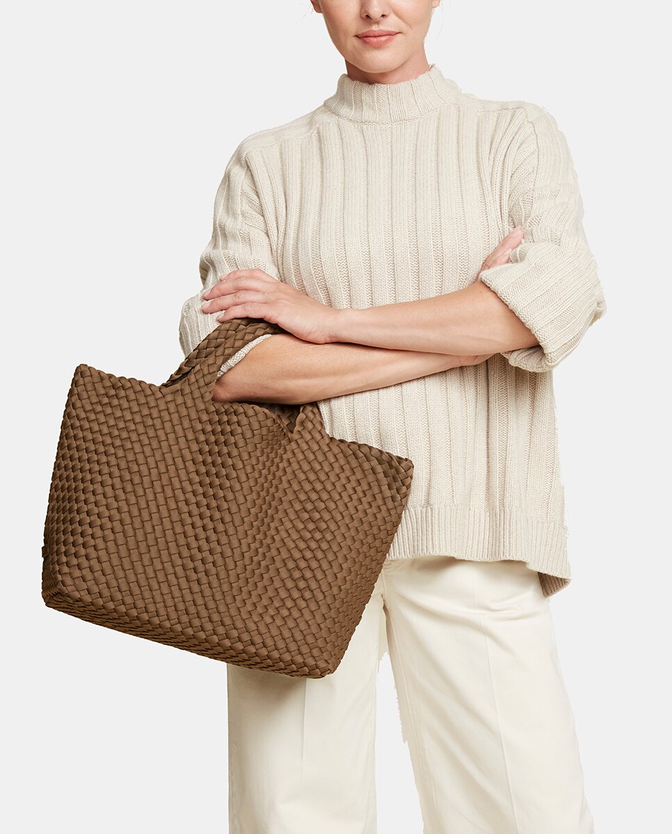 Tote mediano trenzado modelo St Barths - Naguedi - Marrón Marrón-6