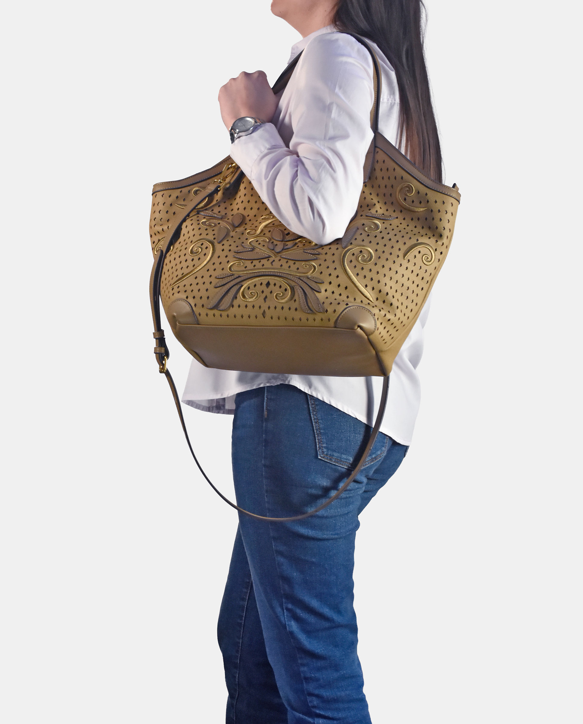 Mala Carryall em P.U. com Bordado Castanho-4