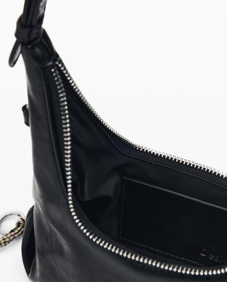 Mala Pequena com Efeito de Pele e Detalhes Metálicos Preto-5