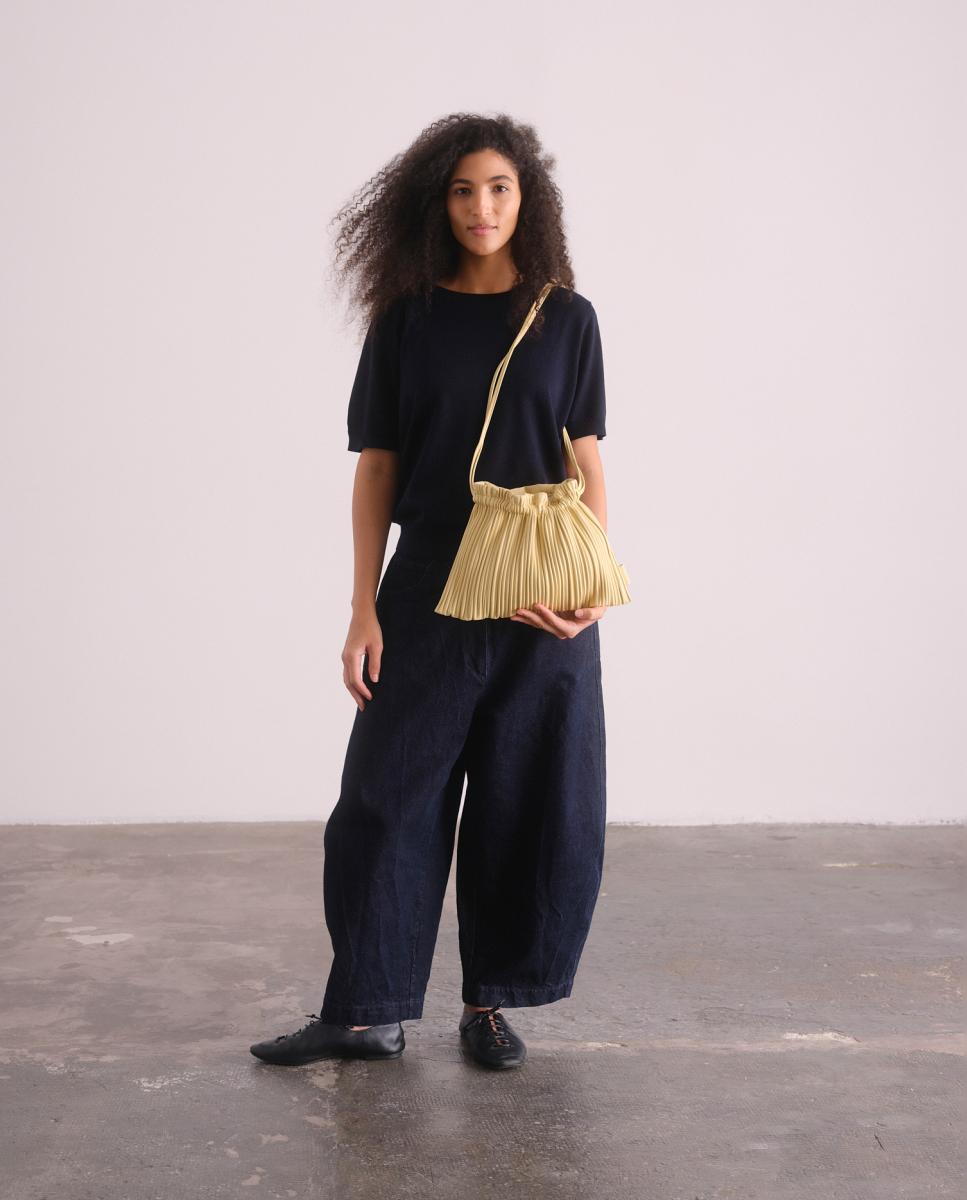 Mala de Ombro Modelo Shell Bag Amarelo-3