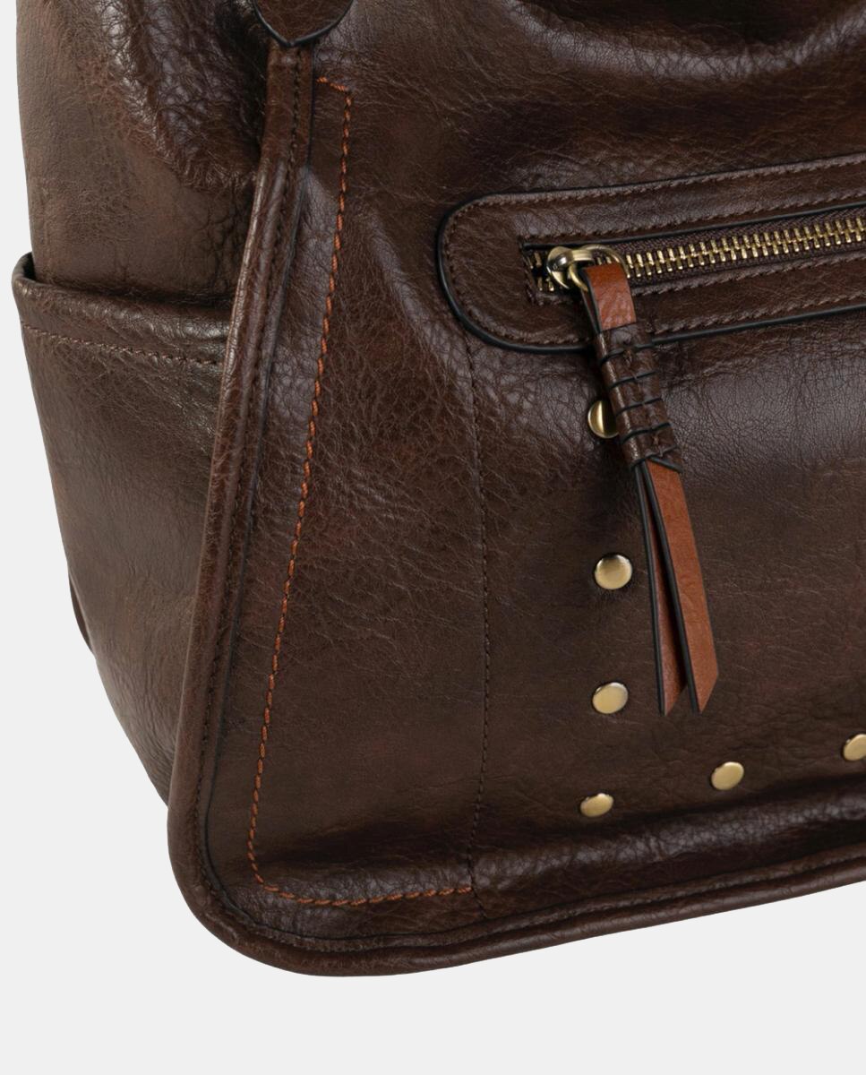 Mala de Ombro Média em Efeito de Pele com Bolso à Frente e Detalhes Metálicos Castanho-escuro-3