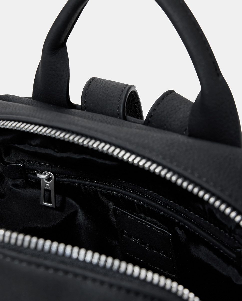 Mochila Pequena com Bolsos e Tachas Preto-4
