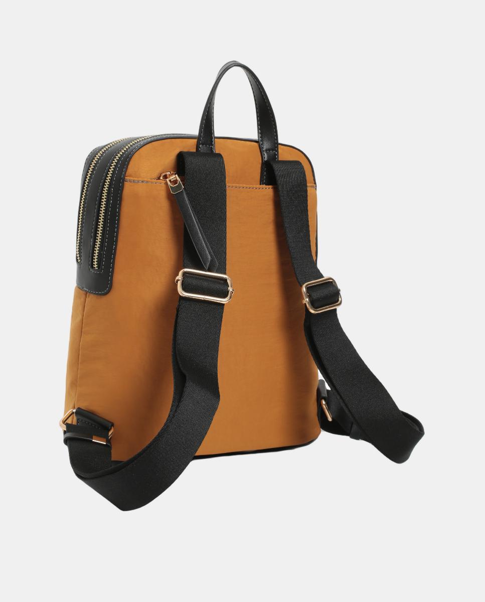 Mochila com Fecho de Correr e em Nylon Mostarda-2