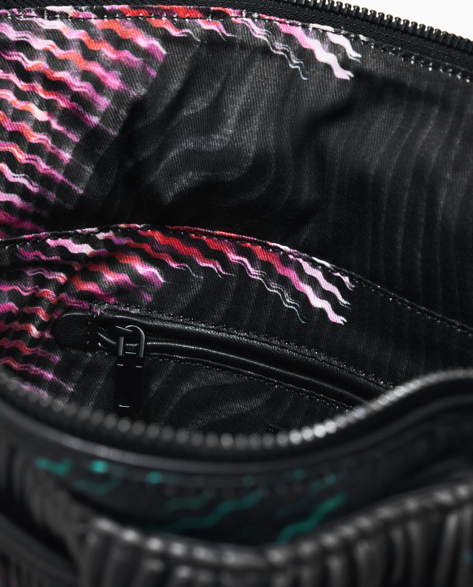 Mochila Média com Textura Floral Preto-4