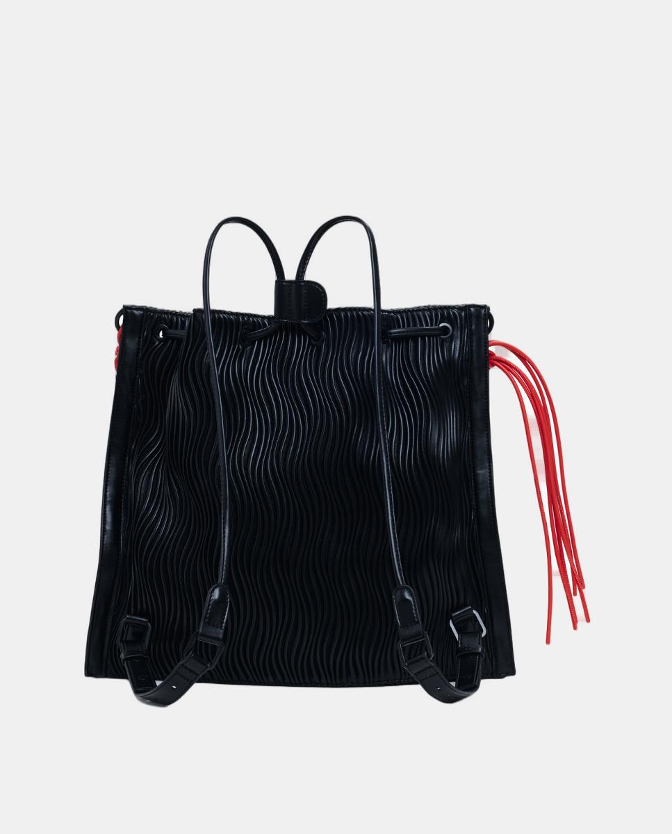 Mochila média com Relevo Preto-3