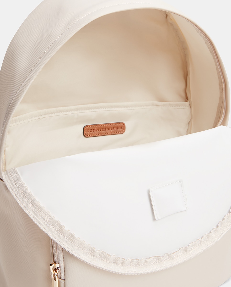 Mochila de Nylon com Logótipo TH Creme-2