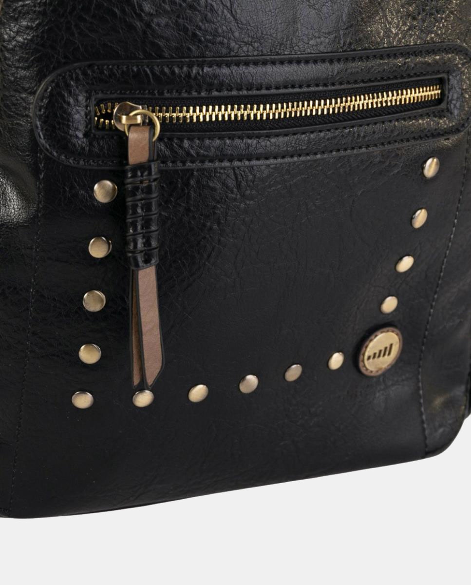 Mochila Média em Efeito de Pele com Bolso à Frente e Detalhes Metálicos Preto-3