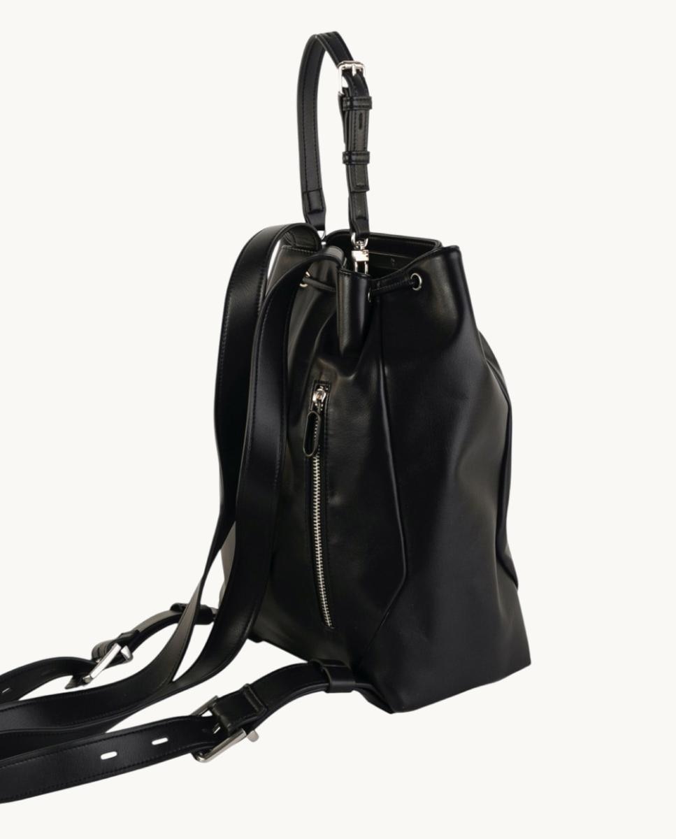 Mochila Tipo Saco Média de Acabamento Liso com Efeito de Pele e Fecho Ajustável Preto-2
