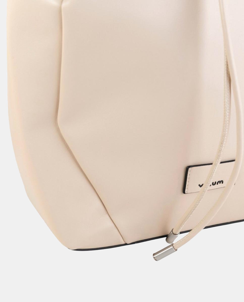Mochila Tipo Saco Média de Acabamento Liso com Efeito de Pele e Fecho Ajustável Bege-3