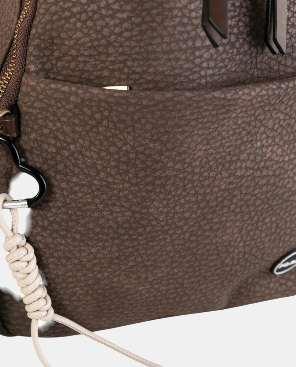 Mochila Urbana Compacta em Material Texturizado com Efeito de Pele e Bolsos Exteriores Castanho-3