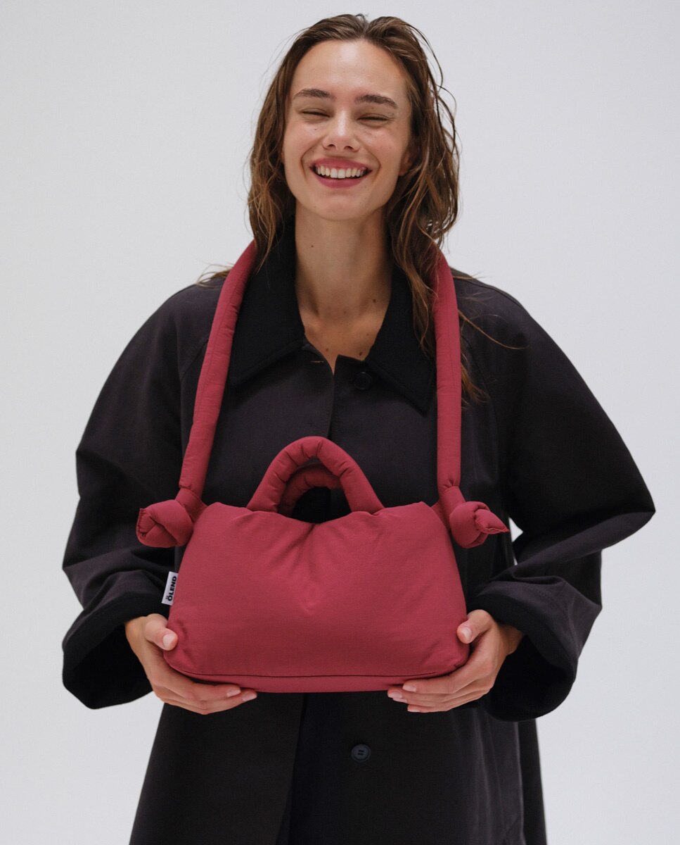 Imagen 3 de Bolso de hombro modelo Mini Ona de Ölend - Lila Rojo