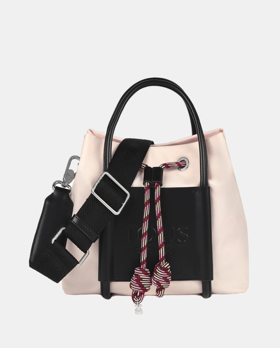 Bolso saco Empire de nylon reciclado en nude con cordones Variante única  Nude