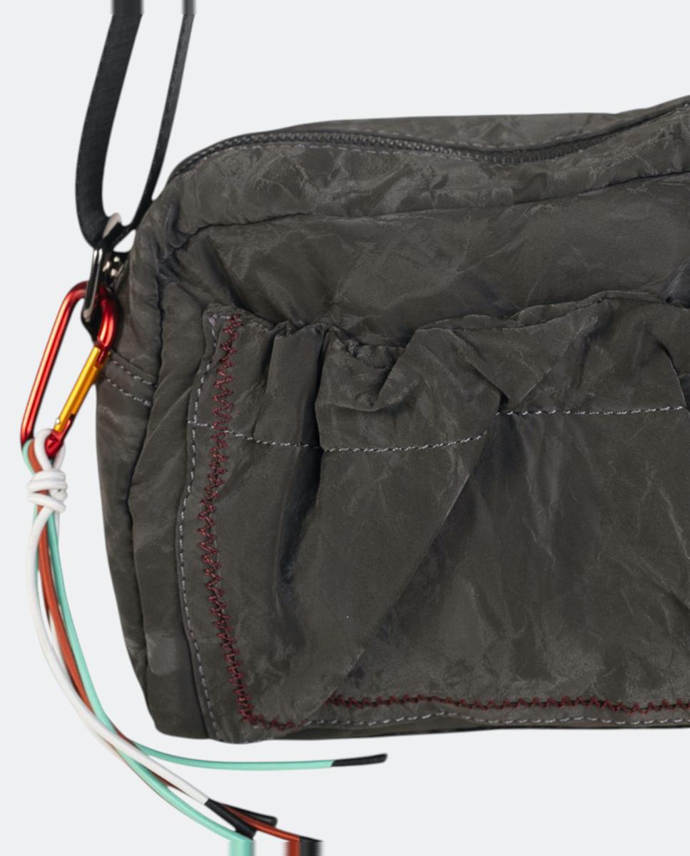 Mala a Tiracolo Pequena de Nylon com Fecho de Correr Cinzento-3