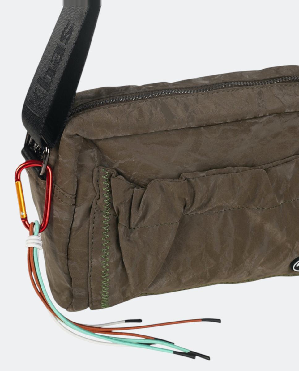 Mala a Tiracolo Pequena de Nylon com Fecho de Correr Caqui-3