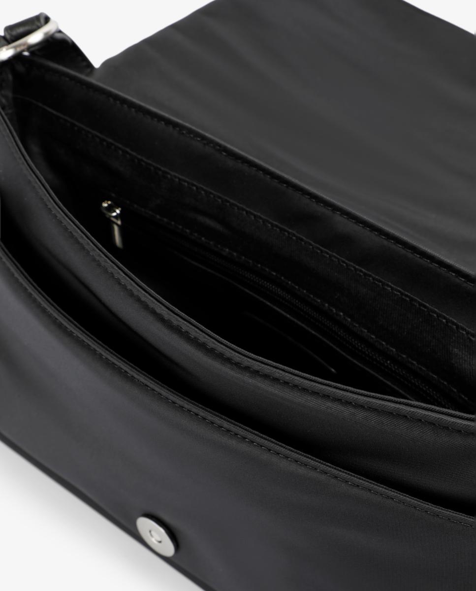 Mala de Ombro com Aba Acolchoada Preto-7