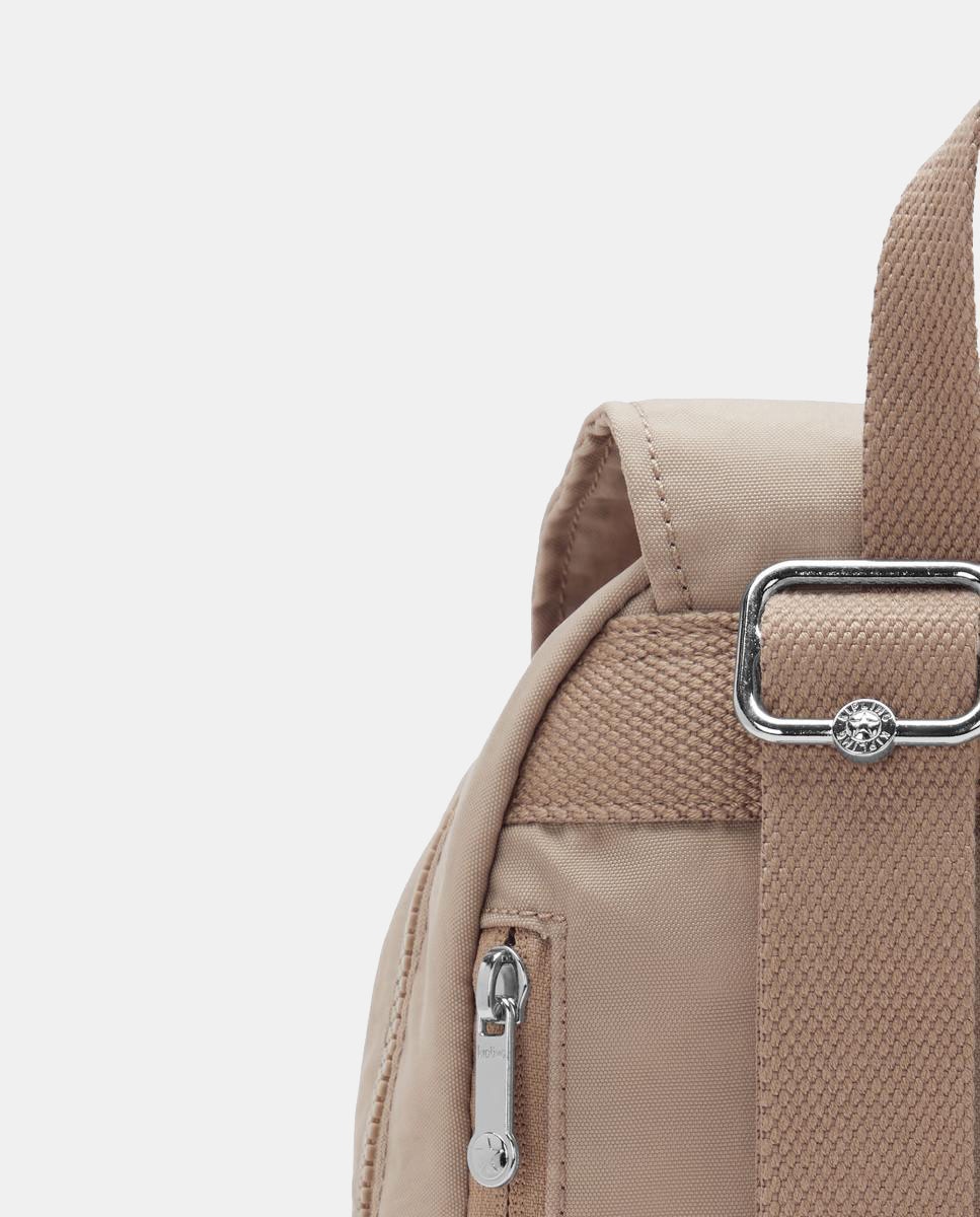 Mochila Pequena com Design Compacto Bege-5