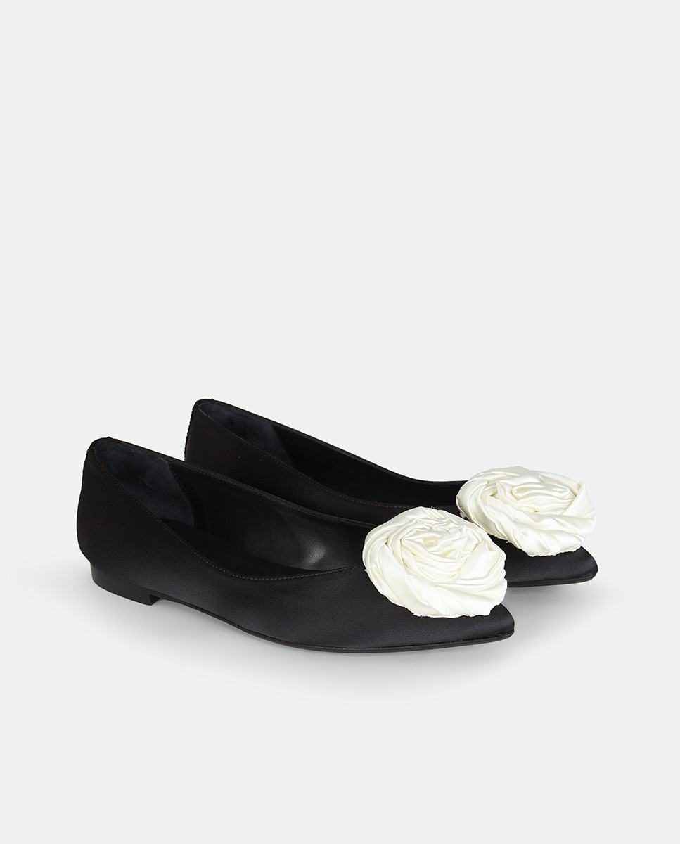 Sabrinas Bloom de Cetim com Flor Preto-2