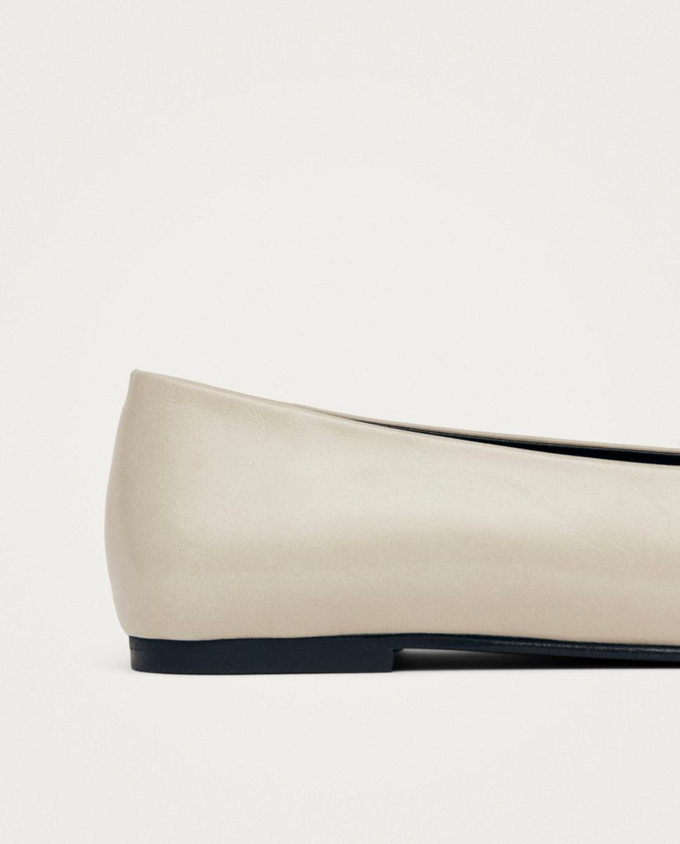 Sabrinas com Biqueira Diagonal Creme-4