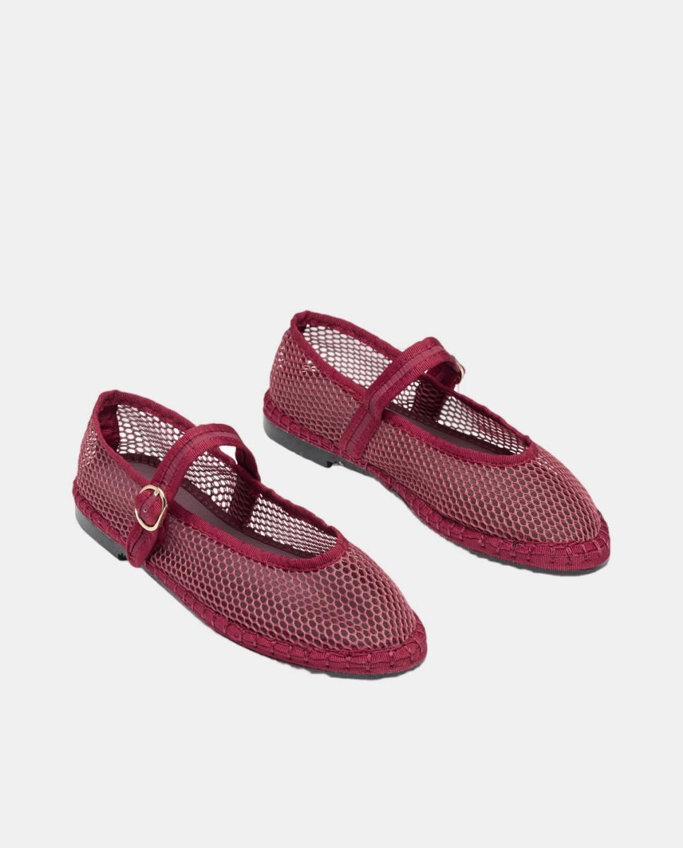 Sapatos de Presilha Modelo Isabella Vermelho/Grená-2