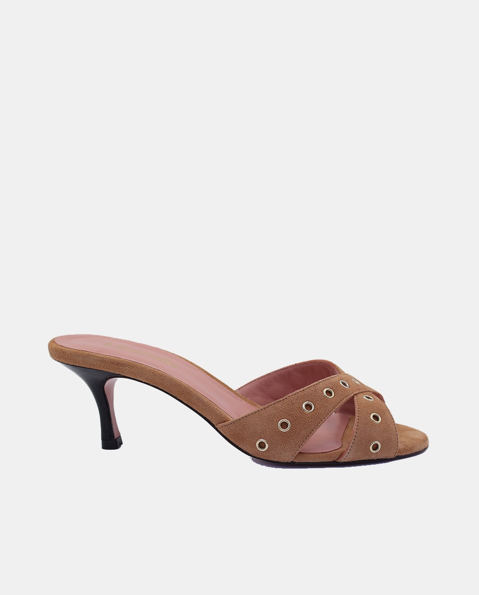 Sandálias com Tachas Easy Mule Castanho Whisky-1