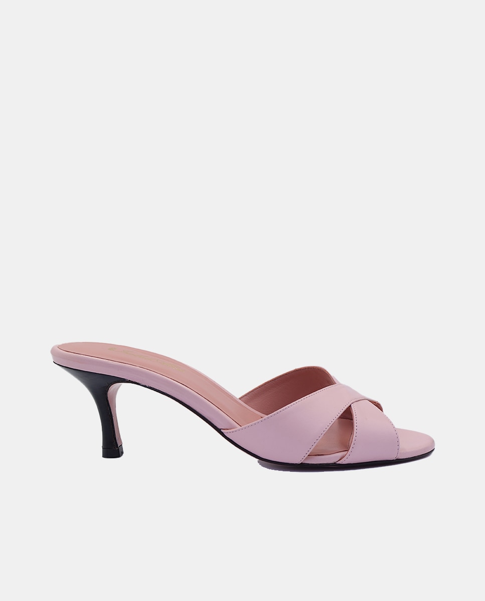Imagem 0 de Sandálias com Tachas Easy Mule