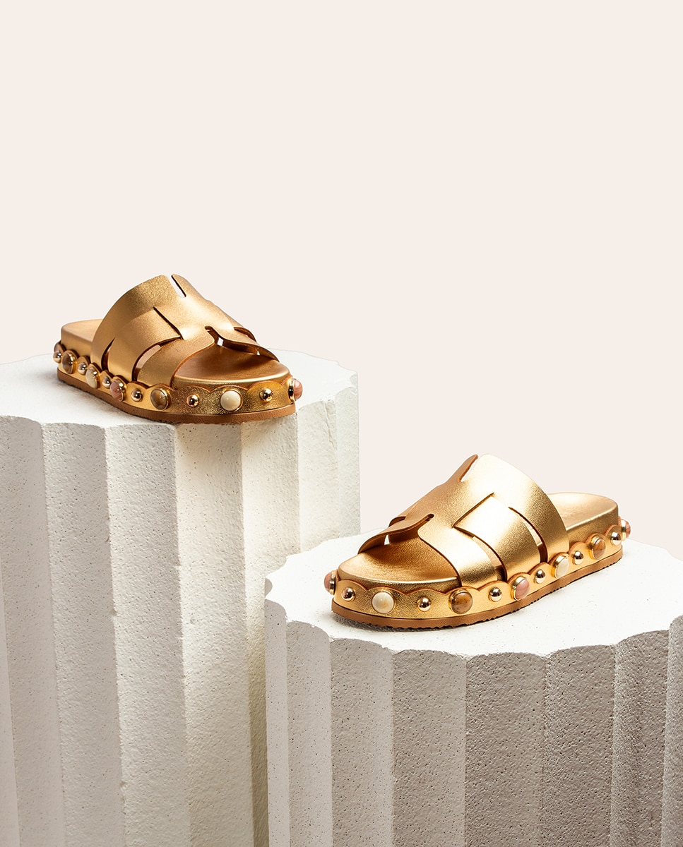 Sandalia plana de mujer en piel con aplicaciones - Makis Kotris - Oro Oro-2