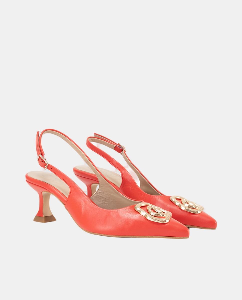 Sapatos de Salto em Napa com Adorno Metálico na Biqueira Vermelho Coral-2