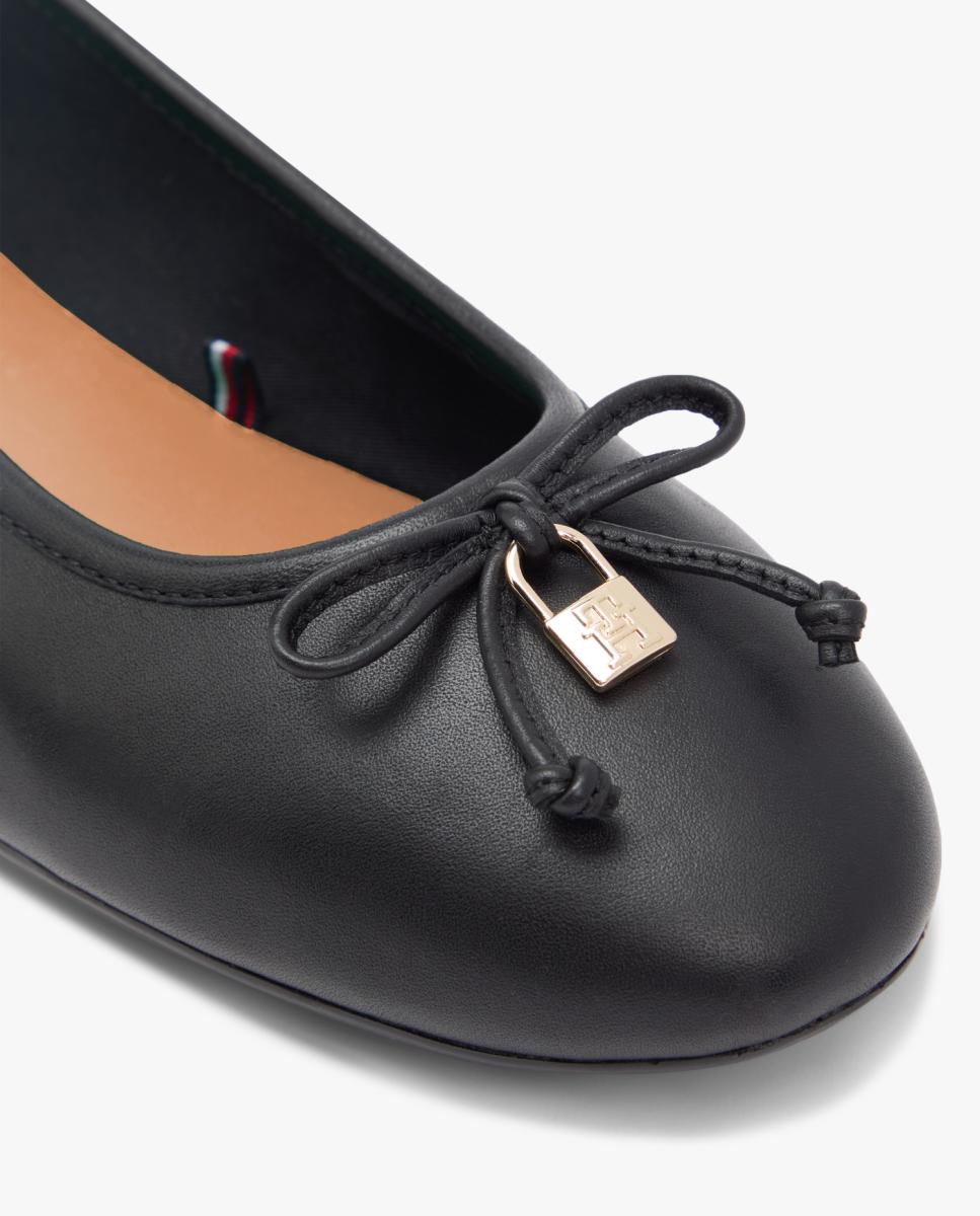 Sabrinas em Pele com Logótipo Preto-3