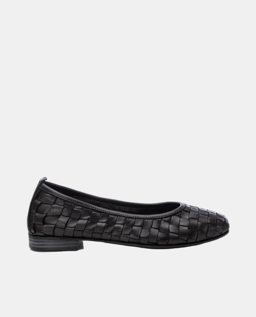 Imagem 0 de Sapatos em Pele