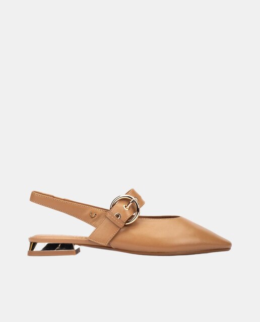 Imagem 0 de Sabrinas em Pele