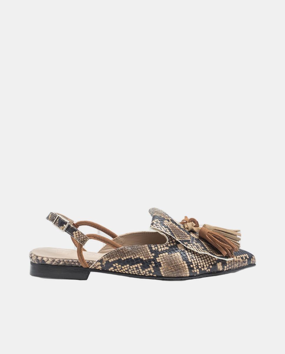 Imagem 0 de Sapatos Rasos Tipo Mules com Adorno de Borlas