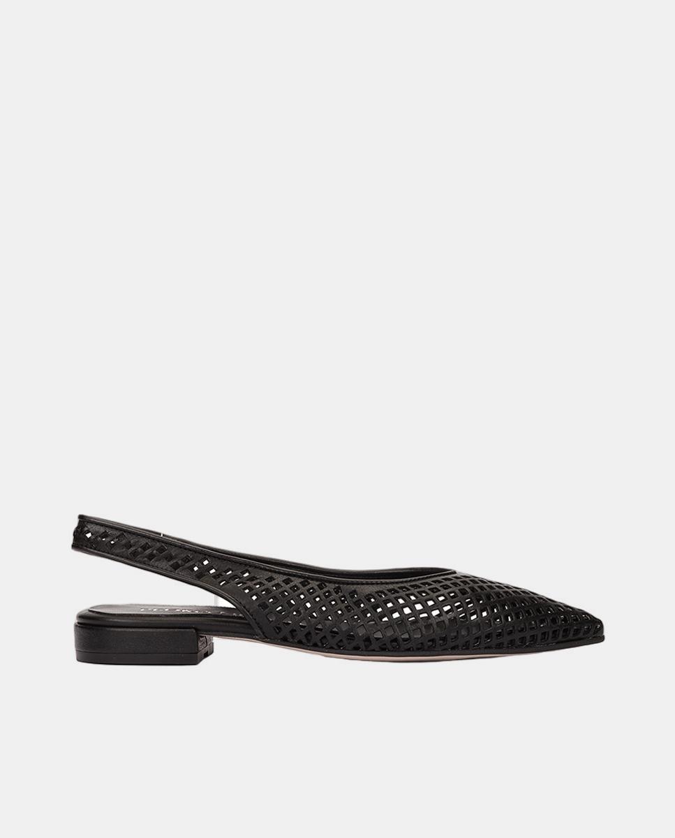 Imagem 0 de Sapatos Rasos em Pele Perfurada.