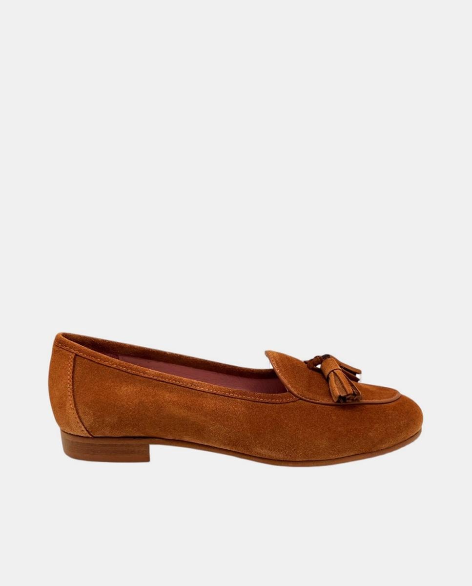 Castellano - Mocasines de mujer en piel serraje con borlas.