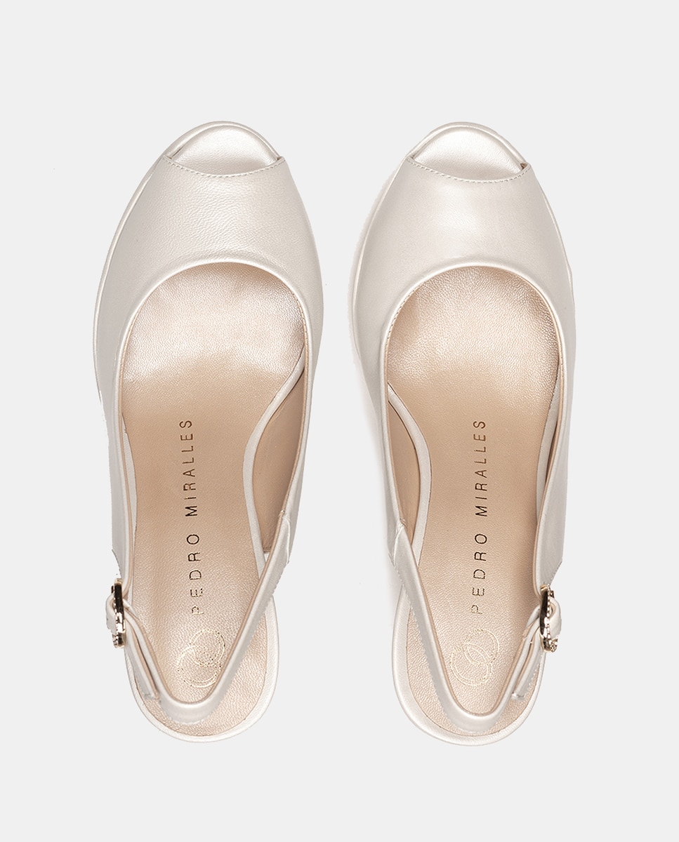 Peep Toes Cittanova com Plataforma, Salto de Bloco e em Pele Branco-3