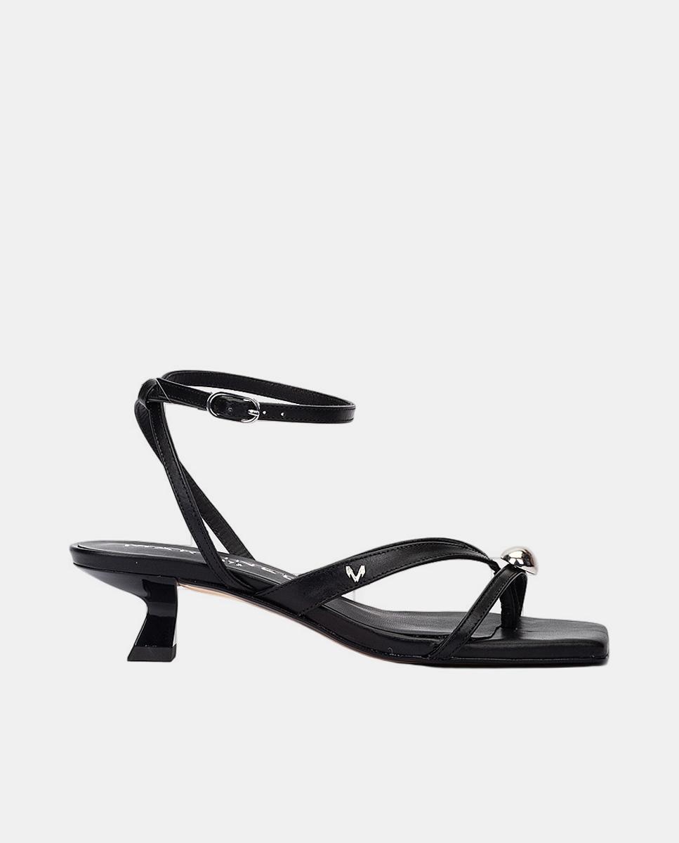 Imagem 0 de Sandálias em Pele com Tacão